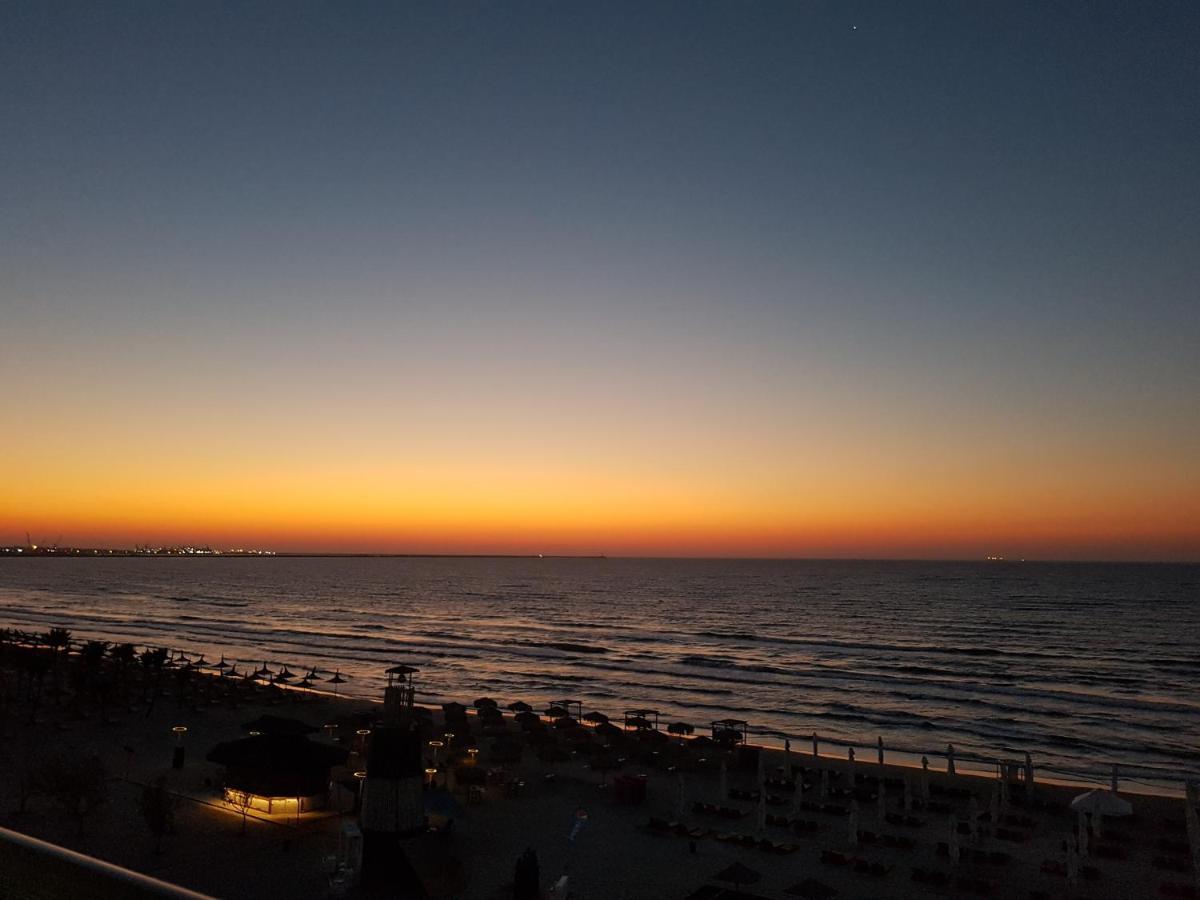 Panoramis Promenada-Larisa Daire Navodari Dış mekan fotoğraf